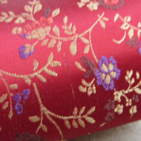 Chinoiserie Print Small 7" X 4" Red Silk Oriental Handbag - Picture 6 of 6